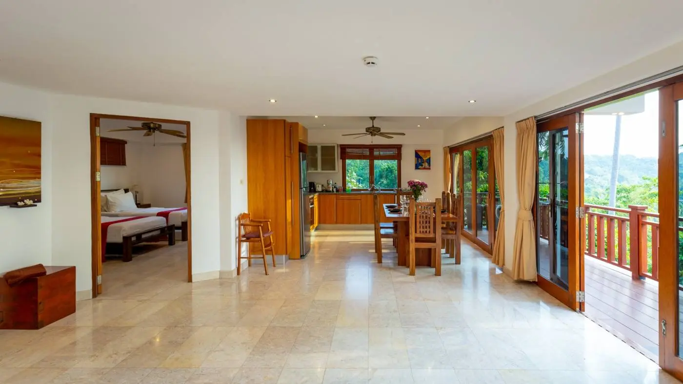 Villa Vadee open-plan living and dining area